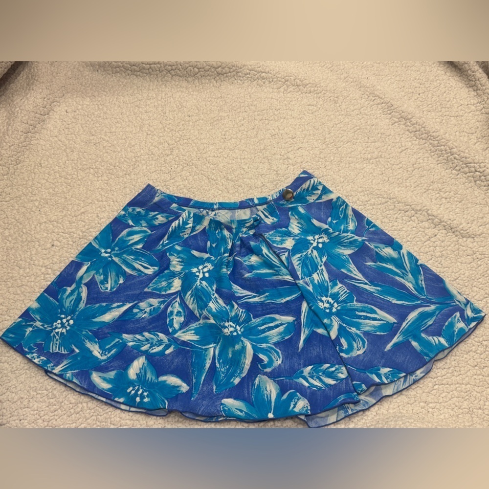 Summer essential Nina Ricci Swimsuit with Wrap Skirt - Picture 7 of 14